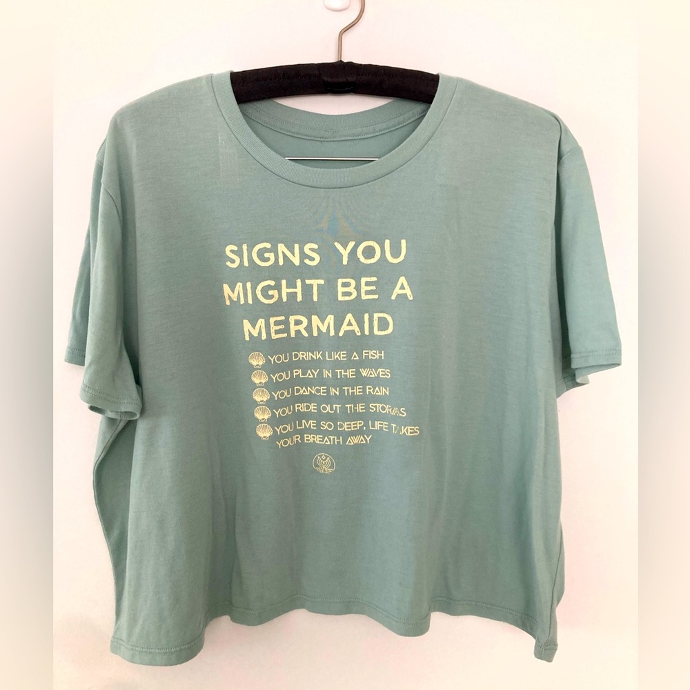 Signs You Might Be A Mermaid T-shirt Crop Loose Fit